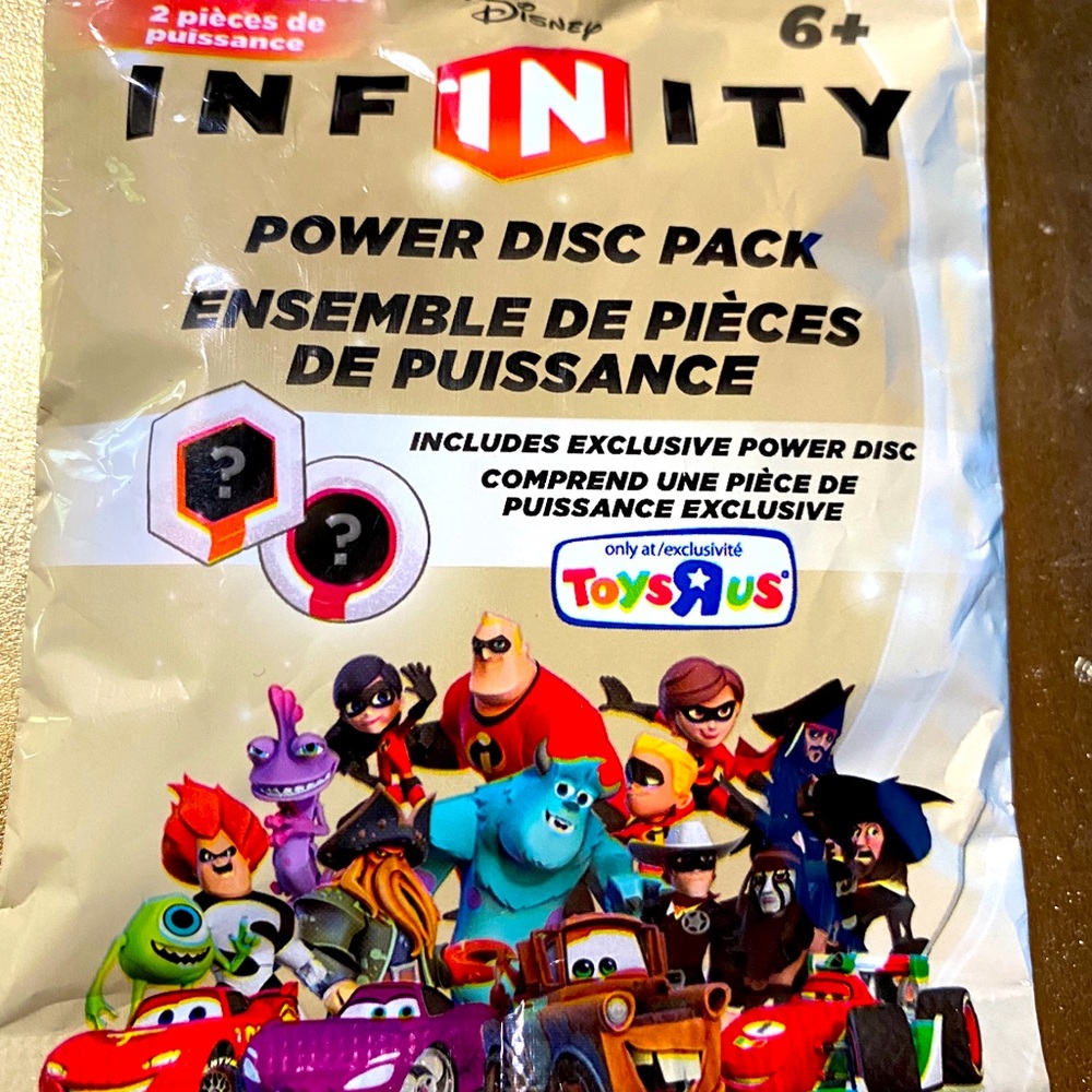 DISNEY INFINITY POWER DISC PACK NWT SEALED (2) POWER DISCS